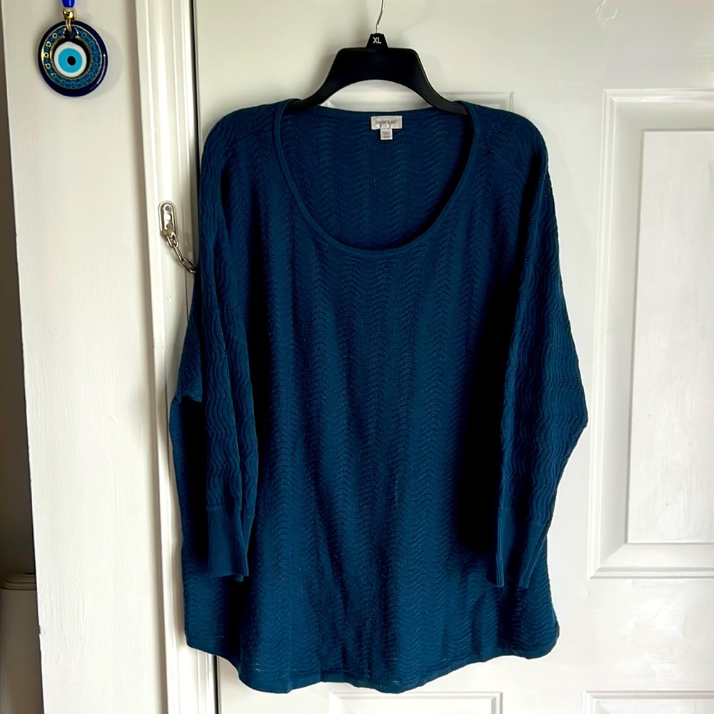 Avenue lightweight sweater size 22/24